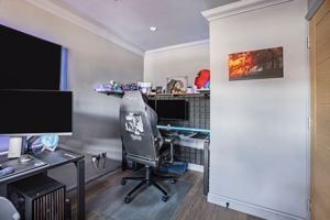 Bedroom- click for photo gallery